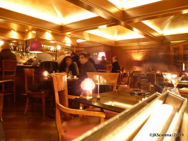 Harry’s Bar de Montreux – “Billie Jean” em levada jazz