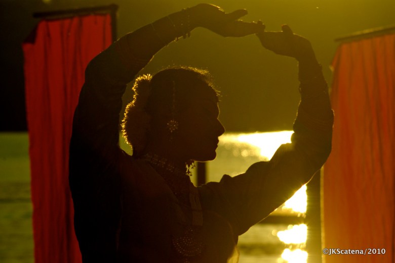 Genebra - Paquis - Dançarina