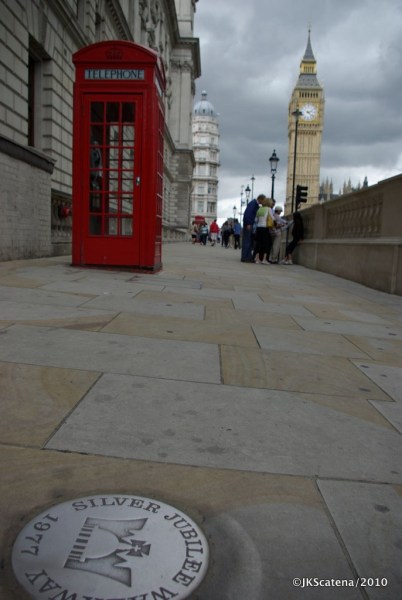 London: Silver Jubilee Walkway
