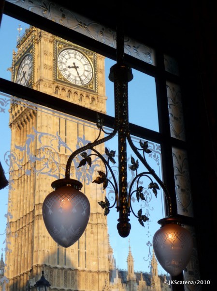 London: St Stephen's Tavern & Big Ben
