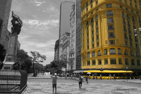 Rio de Janeiro: Cinelândia, Yellow  
